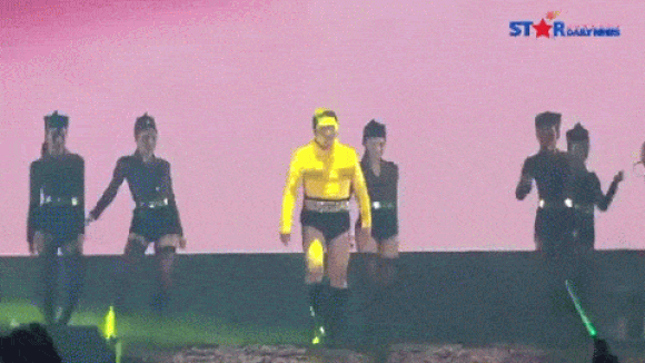 Oppa has oppai! Psy performs a girl idol group dance number, perfected with rocket boobs 【Video】