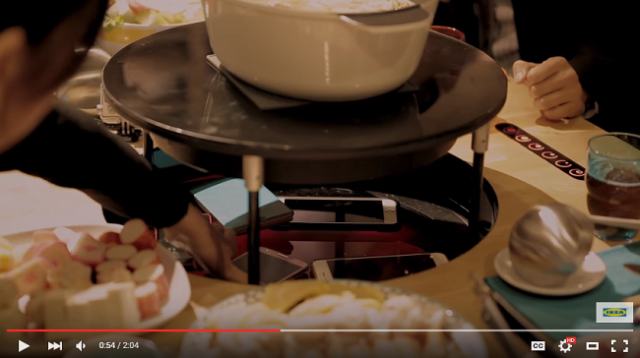 This hotplate from IKEA Taiwan works only once diners surrender their smartphones【Video】