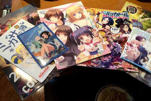 Which corporate booths wooed otaku with the best Comiket freebies?