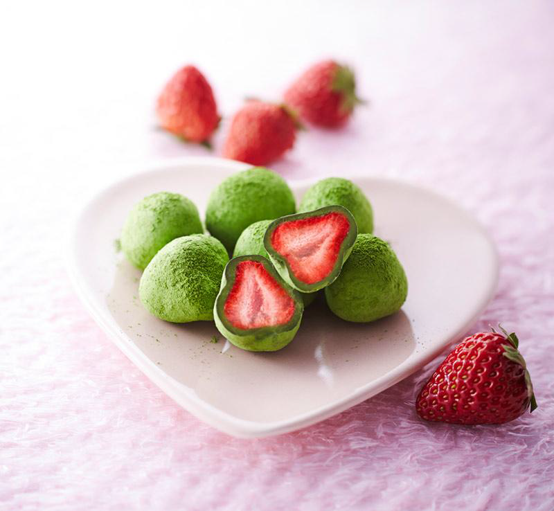 Matcha-Covered Strawberries - Teak & Thyme