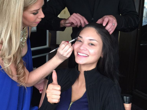 Miss Universe contestants promote inner beauty with no-make-up selfies