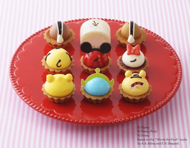 New bite-sized cakes of Disney Tsum Tsum characters’ butts are adorable, full of booty