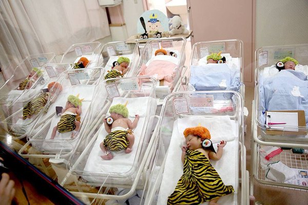 Demon babies spotted in Japanese newborns ward, overpower Internet with their cuteness