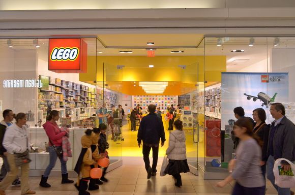 pakke Minearbejder Imponerende World's largest retail LEGO store to open just outside of Shanghai  Disneyland Park in June | SoraNews24 -Japan News-