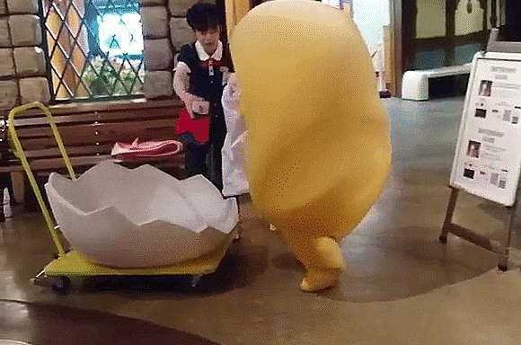 Video of lazy egg Gudetama cleaning up goes viral on Twitter【Video】