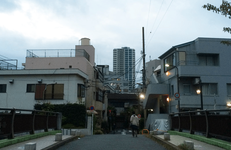 Kidnapped girl escapes from abductor after two years in confinement