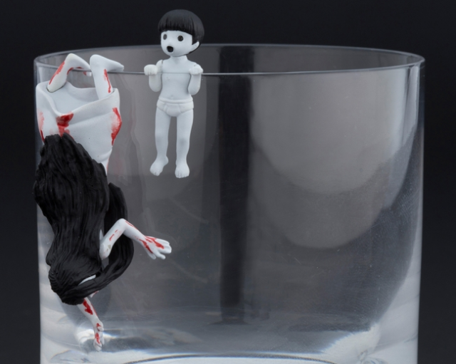Sadako vs Kayako glass hangers will make your drinks horrifyingly cute