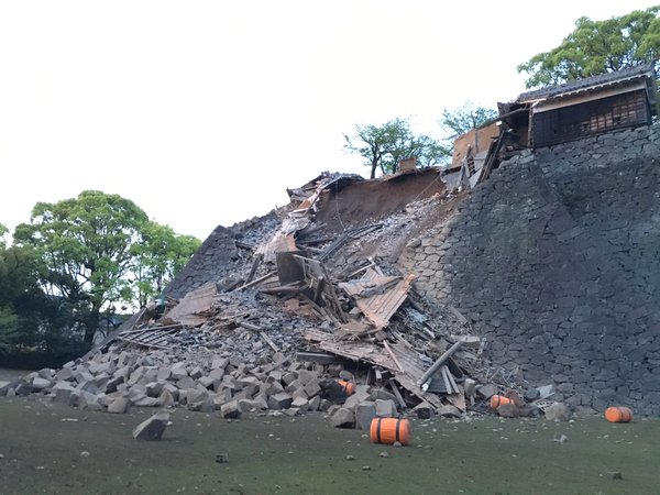 Centuries-old Kumamoto Castle continues to battle intense earthquakes