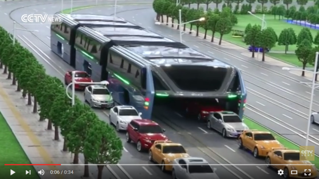 China’s new bus design looks like a car-eating monster 【Video】