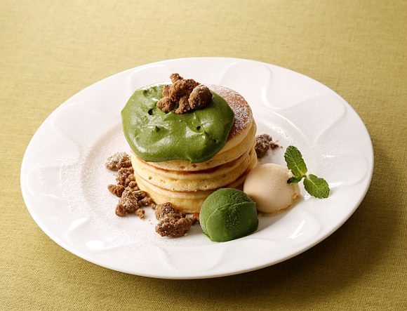 Denny’s Japan puts matcha desserts, including pancakes and tiramisu, on its menu