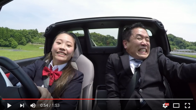 Japanese schoolgirl takes car salesman on test drive he’ll never forget in cool Honda ad【Video】
