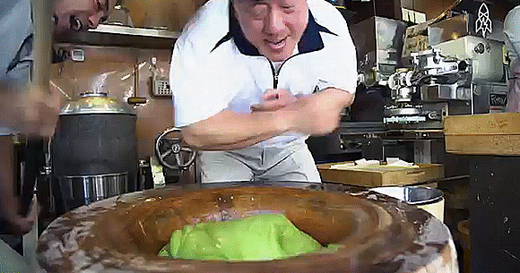Mochi Kneading Machine Has Totally Blown Our Minds (PHOTOS)