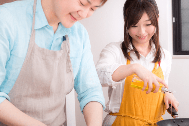 Japanese guys way more enthusiastic about moving in with girlfriends than vice-versa, survey says