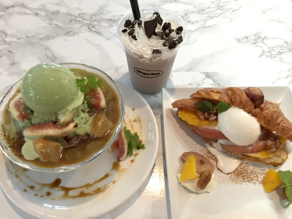 We visit the Häagen-Dazs pop-up cafe in Tokyo for limited-edition ice cream desserts and drinks