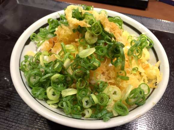 Cheapo News: Dine on a great-tasting tempura rice bowl for just 130 yen at this Tokyo chain