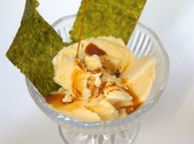 Putting Japanese soy sauce on ice cream: Just crazy enough to work? 【Taste test】