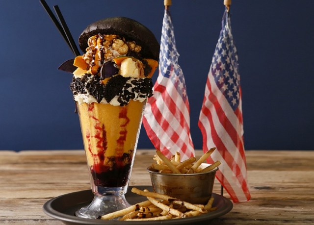 Japanese burger chain celebrates American election with a bun shake and Trump and Clinton burgers