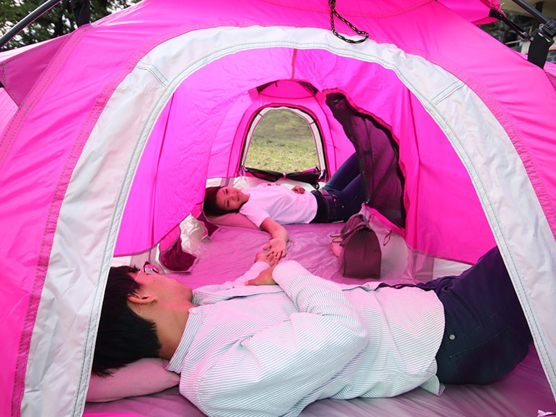 Japans New “sex Tent” Targets Campers Whore More Than Friends Not Yet Lovers Soranews24 