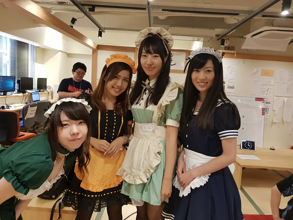 School in Tokyo lets students study with cute maids as they learn programming skills