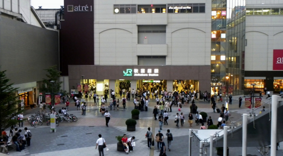 Japanese Twitter users share a secret hiding on platform five at Akihabara Station