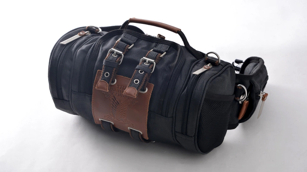 New four-way Attack on Titan Vertical Maneuvering bags are massively ...