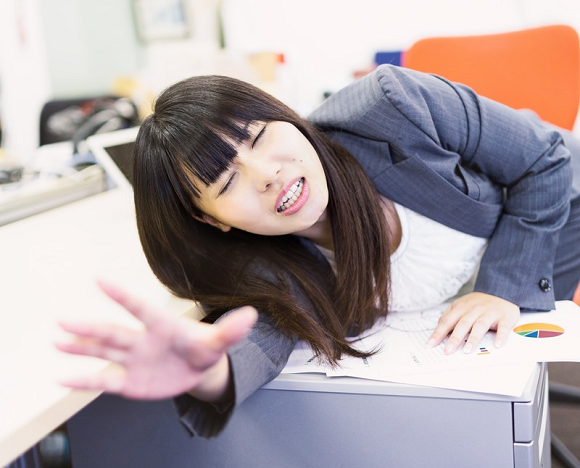Four frustrating “middle-aged man rules” that dictate life in a Japanese office