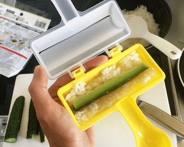 Daiso’s super-easy, super-cheap sushi maker lets you make sushi rolls without rolling anything