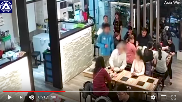 Taiwanese man set off by brush of woman’s hair, throws boiling soup on her face【Video】
