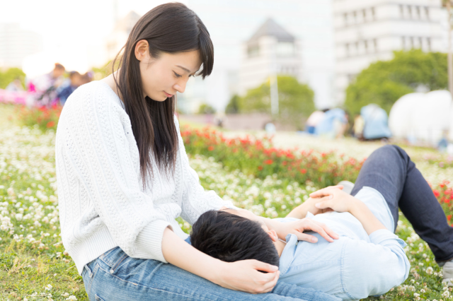 Cynics and romantics in Japan debate list of promises for lovers in five-year relationships