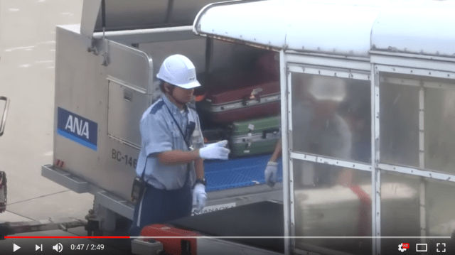 Video of Japanese airport baggage handlers’ amazing service fills rest of the world with jealousy