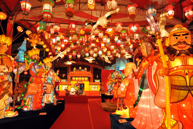Nagasaki Lantern Festival: An awesome event that will whisk you away into a celestial world【Pics】