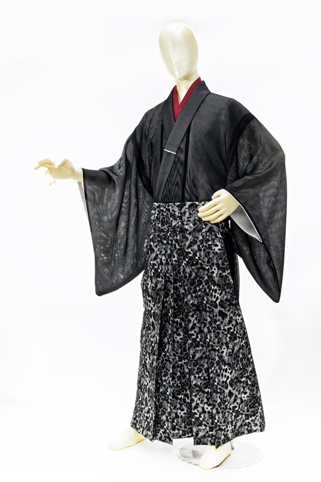 Modern samurai fashion brand Wazigen Shizukuya's summer collection makes  old-meets-new splash