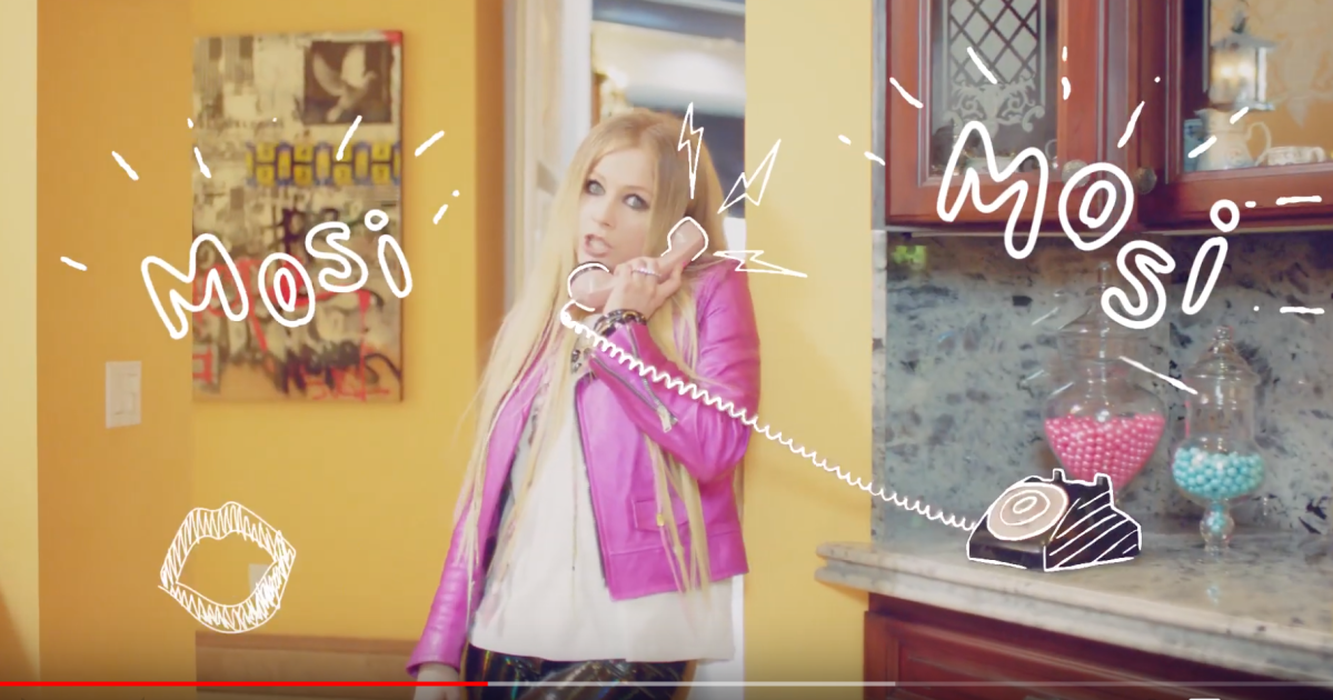 Avril Lavigne speaks Japanese in new commercial for Laundrin’ 【Video