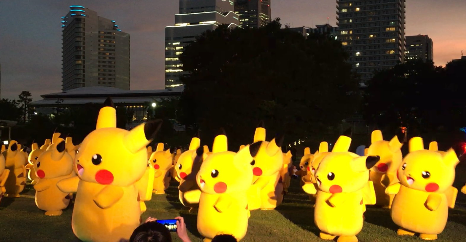 Somanypikachus 2019s Pikachu Outbreak Takes Over Yokohama With Cuteness【photos Video 6184