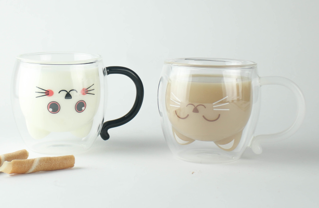Cat mugs from Japan transform into adorable kitties when you fill them with liquid【Photos】