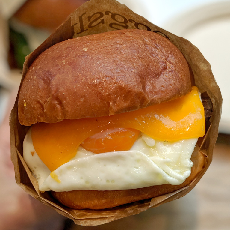 We eat tasty egg sandwiches from Japan’s first branch of Eggslut, the U