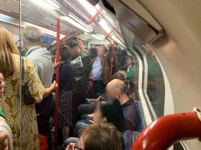 Rush hour trains in London are worse than Tokyo, according to our Japanese-language reporter