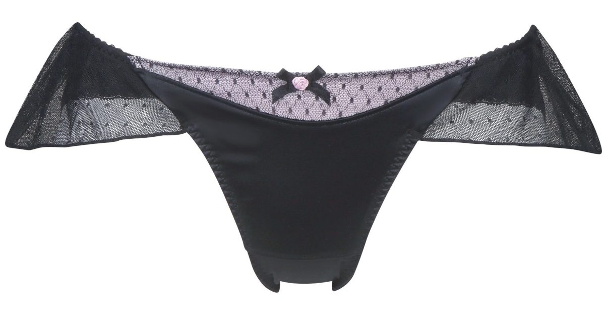 American-Japanese model Kiko designs “morning cleavage” bra for lingerie  brand Wacoal 【Video】