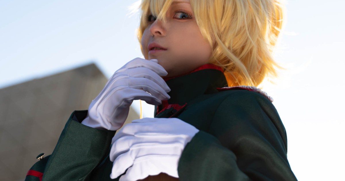 Japan cosplay Winter Comiket Japanese cosplayers costu…