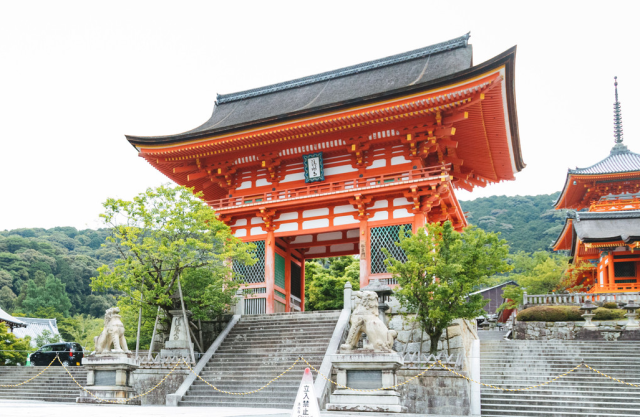 How much money do you need to raise a family with a “normal life” in Kyoto? Study investigates