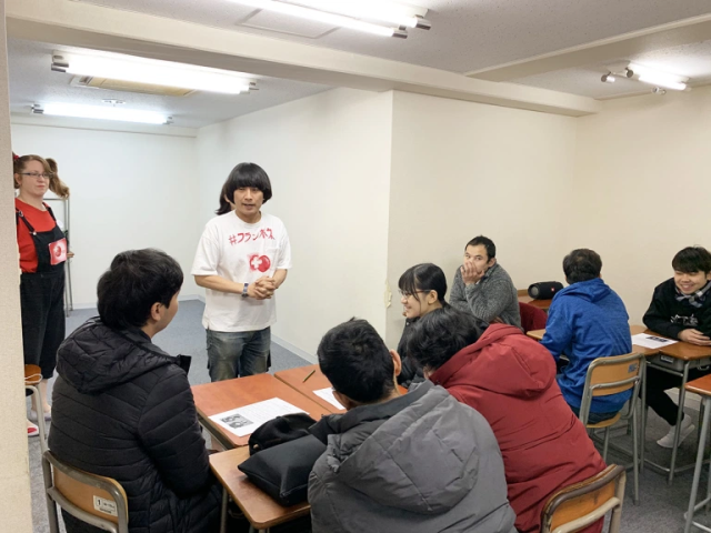 Laugh and learn! Japanese language school for foreigners teaches real Japanese with manzai comedy
