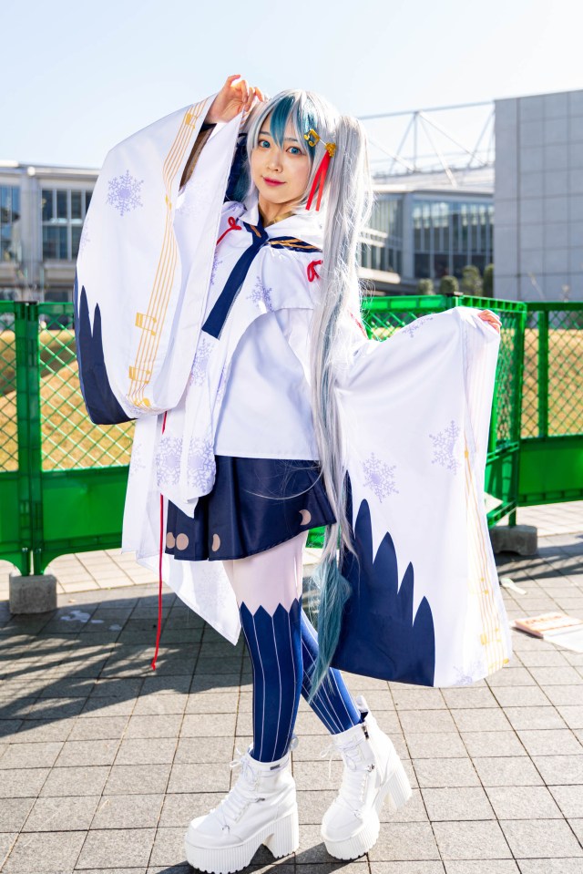 Cosplay anime japonés — Foto editorial de stock © redthirteen1 #141996592