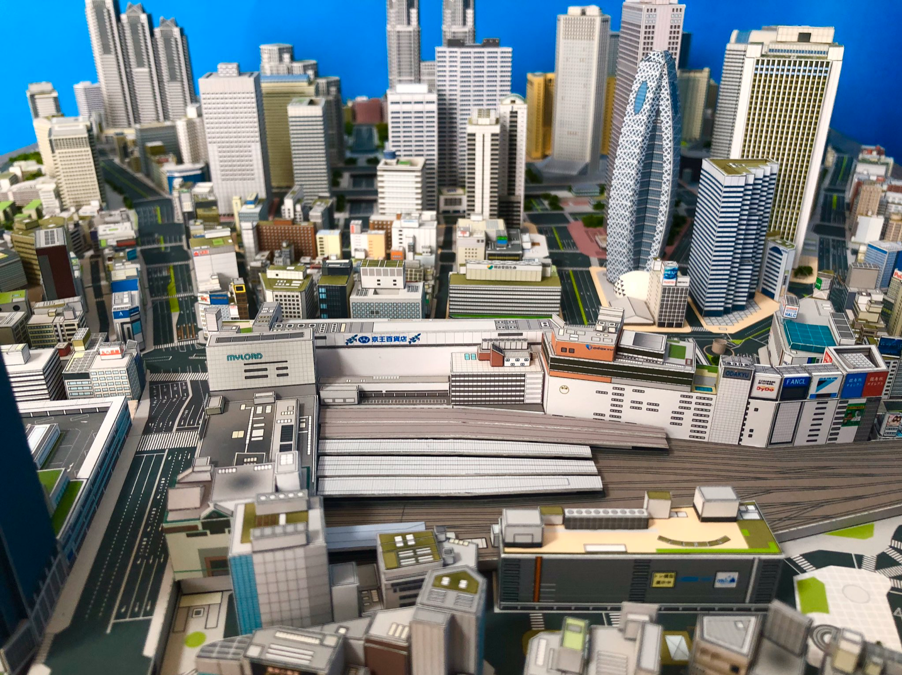 Shinjuku model papercraft wow Tokyo scale architecture high rise ...