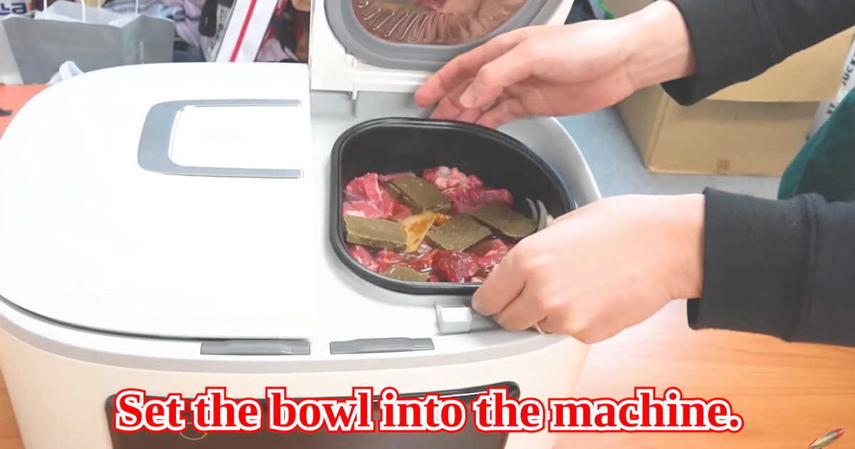 https://soranews24.com/wp-content/uploads/sites/3/2020/02/japanese-curry-rice-cooker-twin-chef-two-in-one-kitchen-gadget-japan-shop-buy-review-food-photos-video-24.png?w=1200&h=630&crop=1