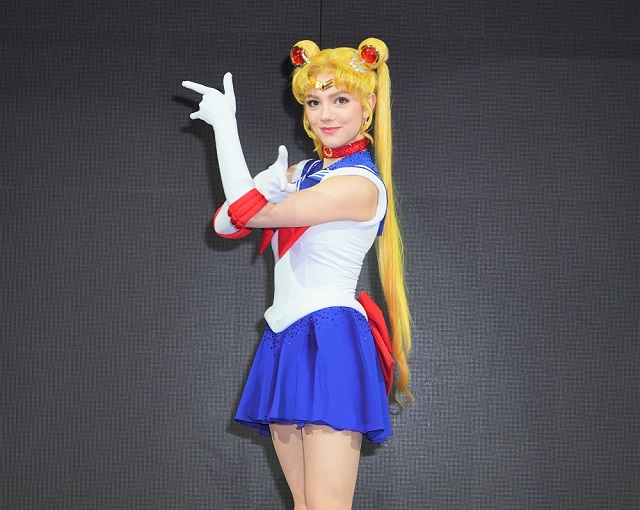 Sailor Moon on ice! Skater Evgenia Medvedeva appears in costume for first official ice show【Pics】