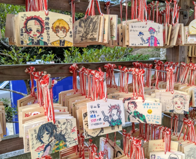 Why this centuries’ old Shinto shrine is suddenly also a hot spot for anime fan art【Photos】