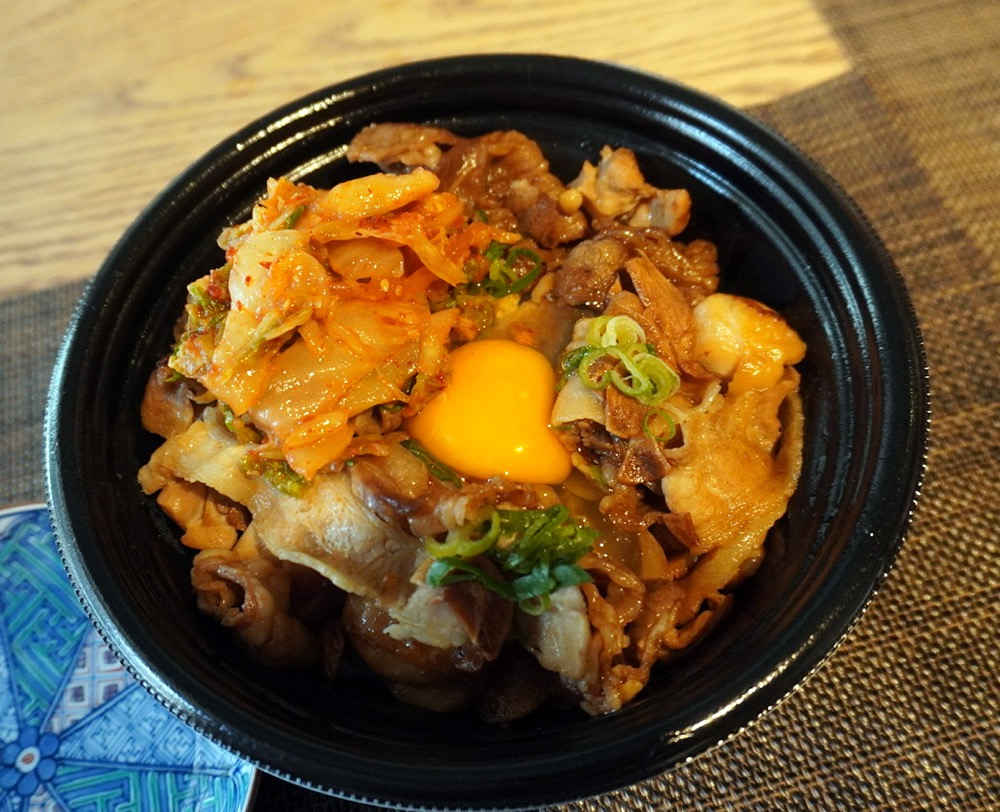 Yoshinoya’s new SuperSpecialLarge Bowl A gigantic threeanimal 1,700