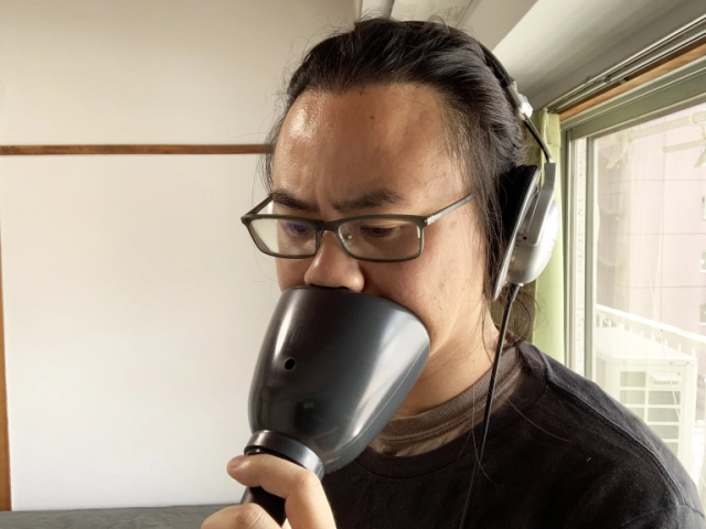 Is Japan’s crazy silent karaoke gadget the solution for stay-home singing? 【Video experiment】