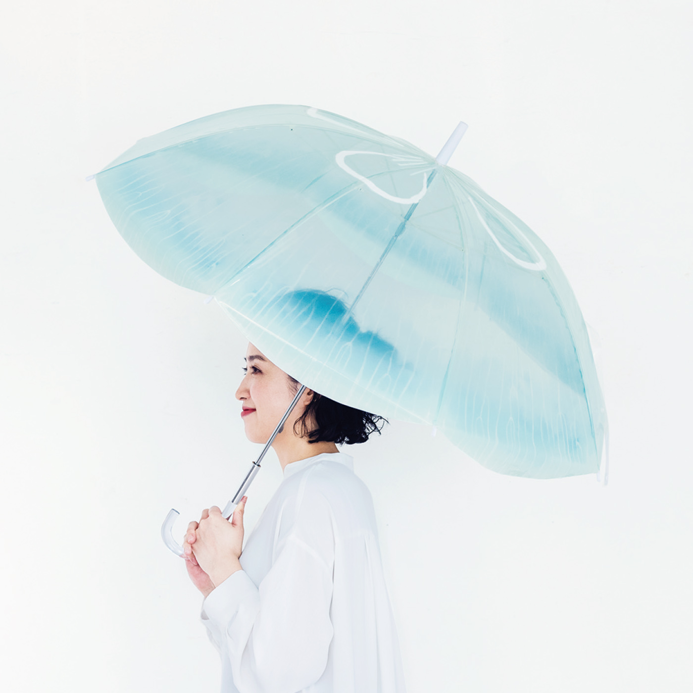 Make all your friends jelly with these umbrellas inspired by jellyfish