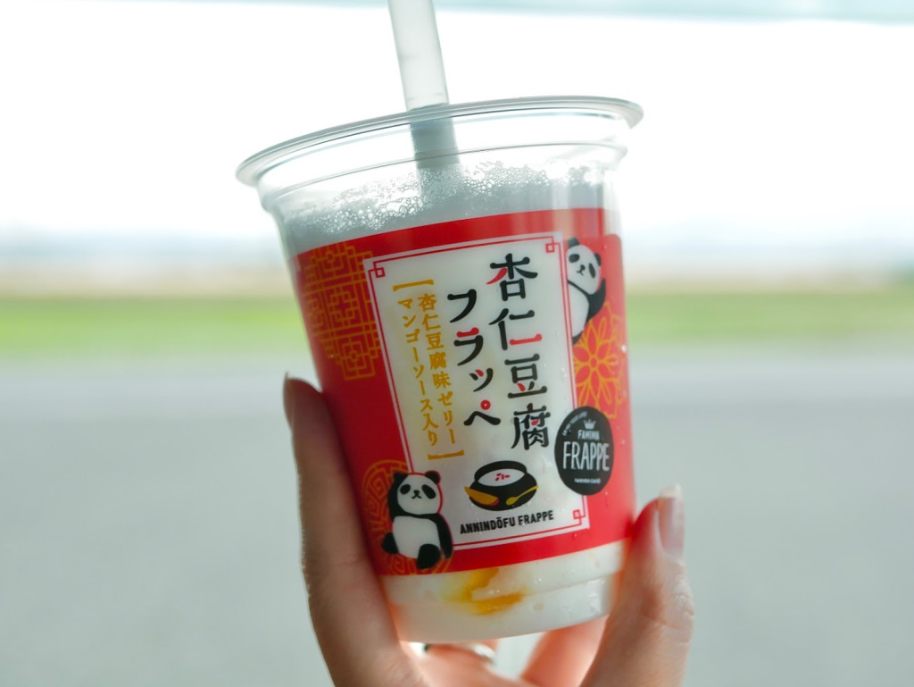 Frozen annin tofu/almond tofu drinks appear at Japanese convenience